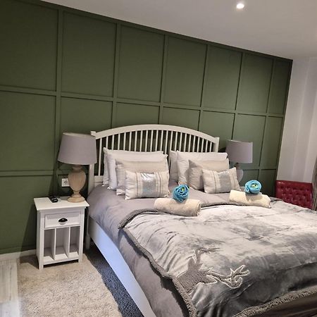 Luxurious Three Bedroom Duplex Apt Close To Beach Fuengirola Buitenkant foto