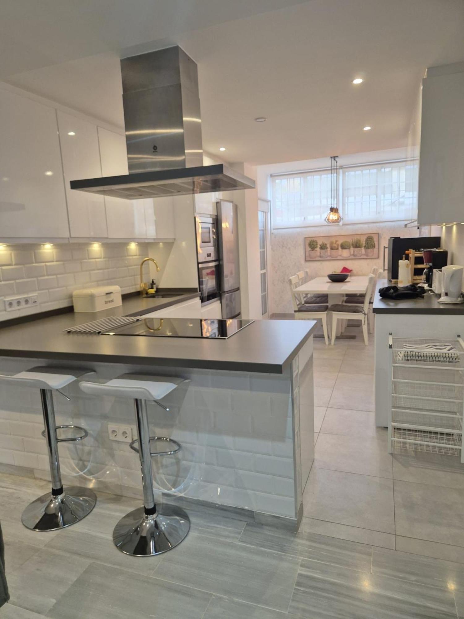 Luxurious Three Bedroom Duplex Apt Close To Beach Fuengirola Buitenkant foto